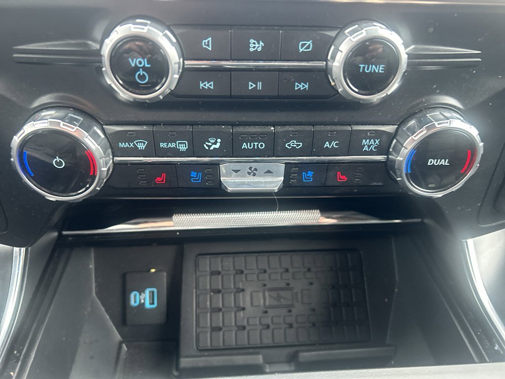 Used 2023 Ford F150 Raptor w/ Raptor Carbon Fiber Package image 27