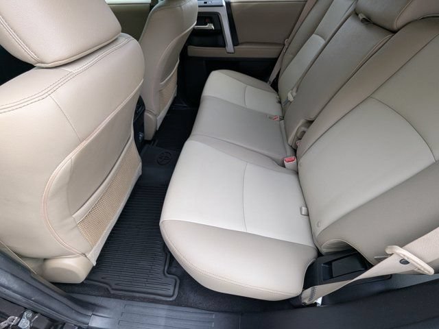 Used 2022 Toyota 4Runner SR5 Premium w/ Moonroof Package AWD/4WD image 17