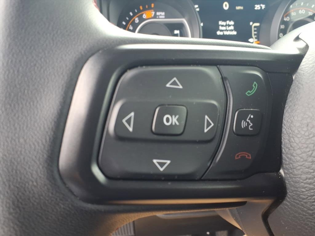 Used 2024 Jeep Wrangler Rubicon image 18