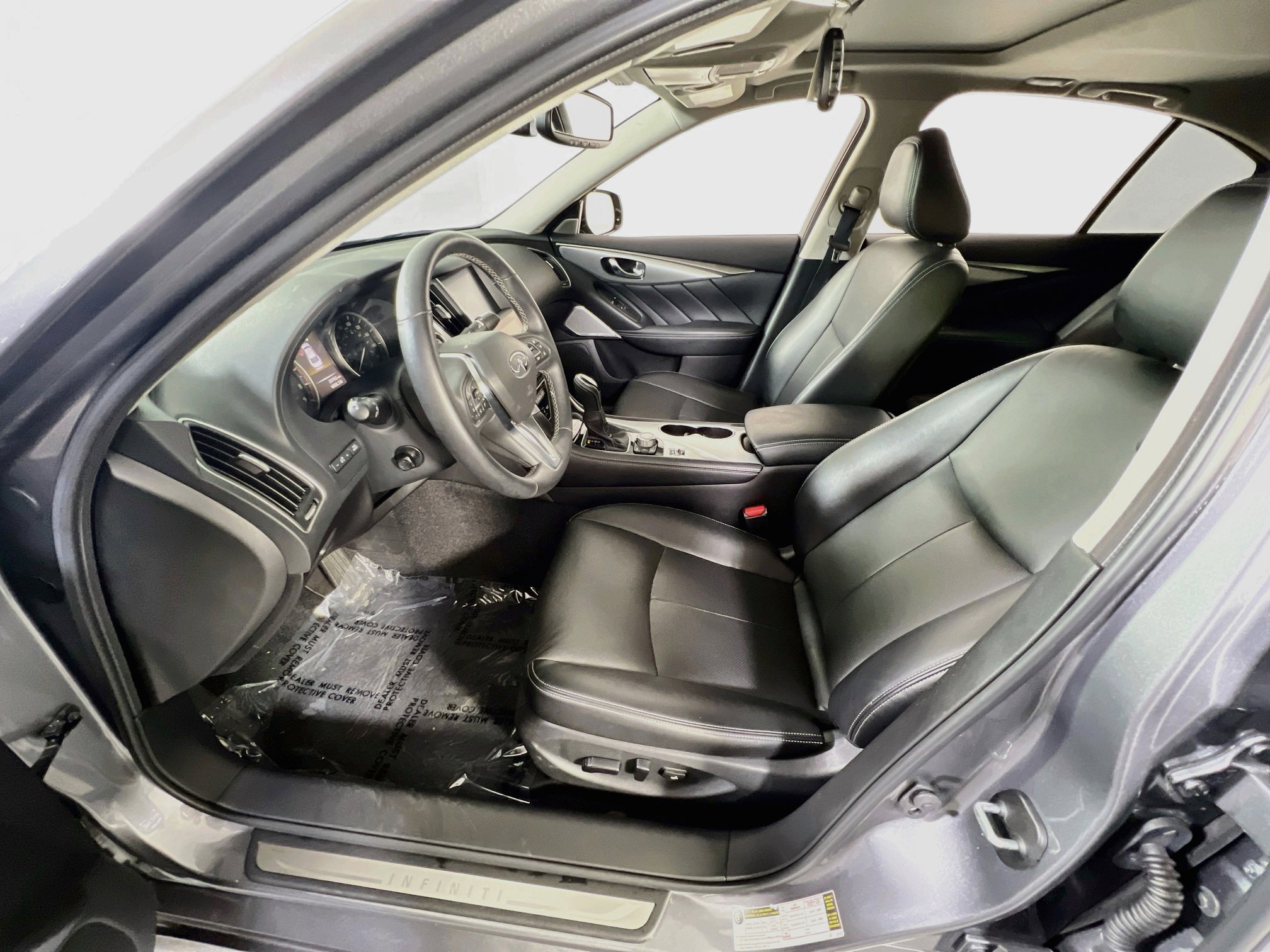 Used 2022 INFINITI Q50 Luxe w/ Cargo Package AWD/4WD image 20