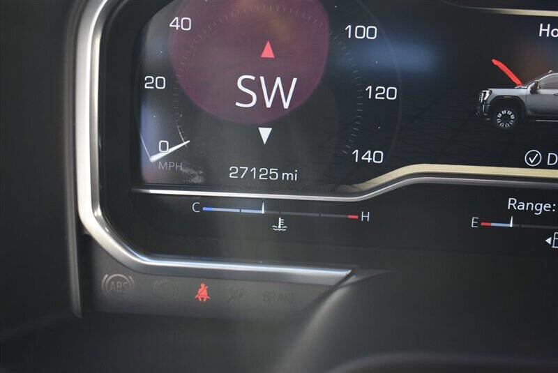 Used 2024 GMC Sierra 3500 Denali Ultimate image 19