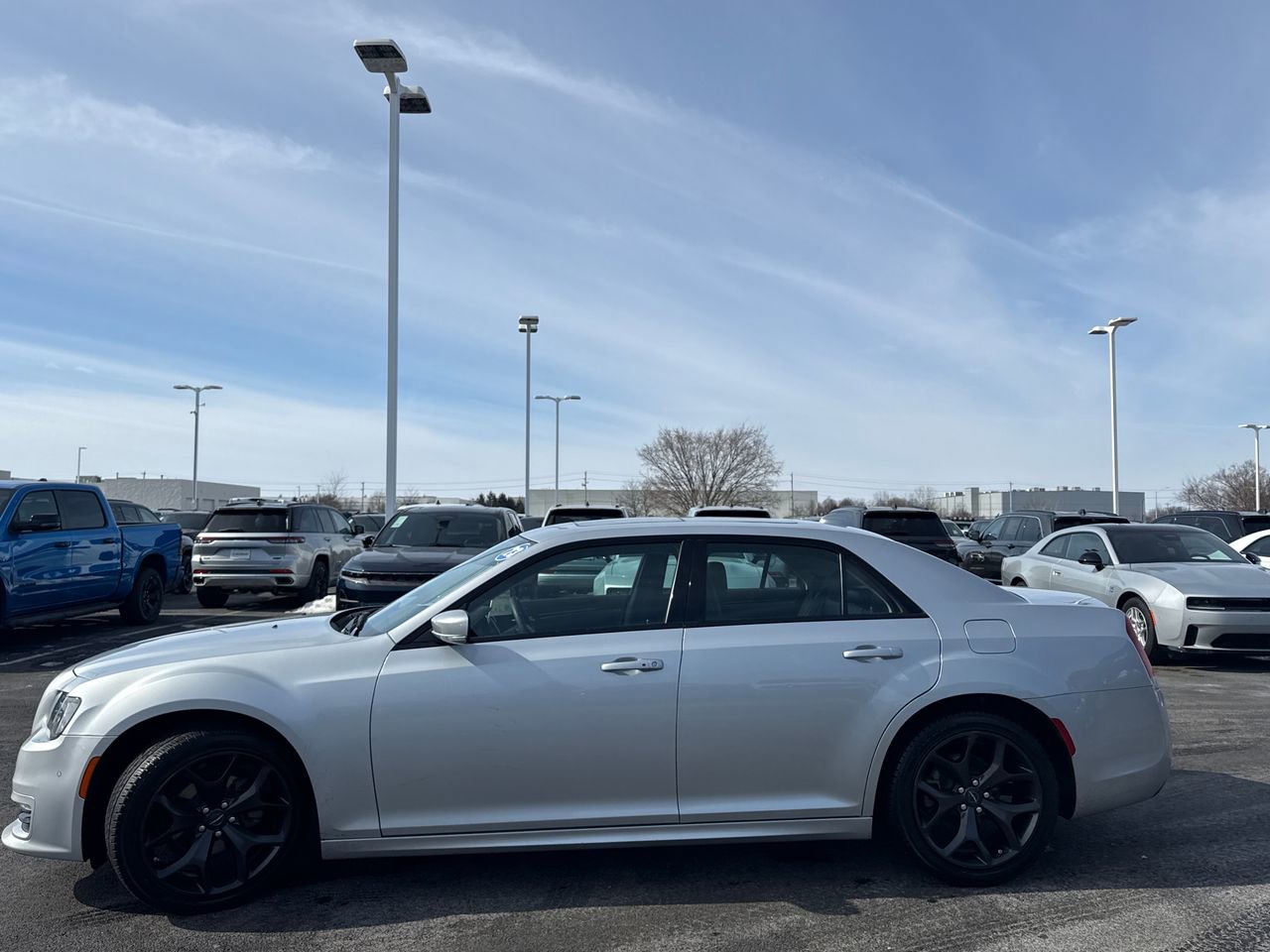 Used 2023 Chrysler 300 Touring L w/ Popular Equipment Group image 6