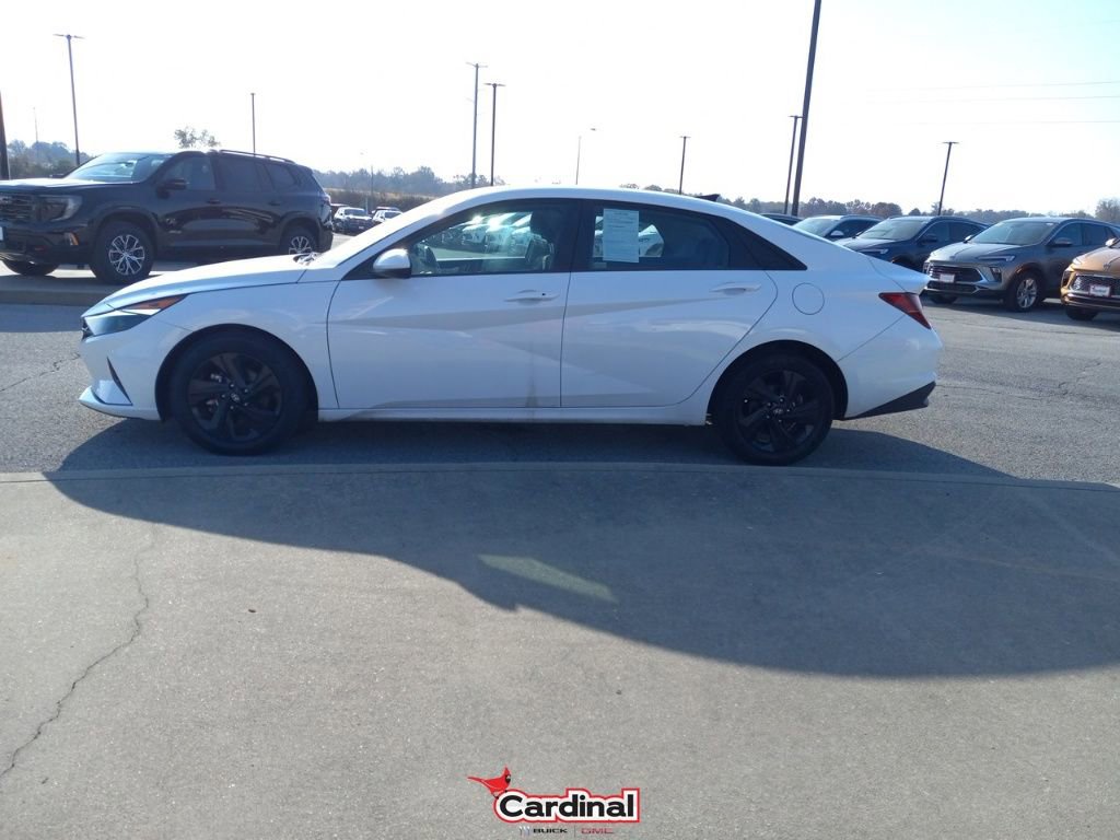 Used 2022 Hyundai Elantra SEL w/ Convenience Package image 11