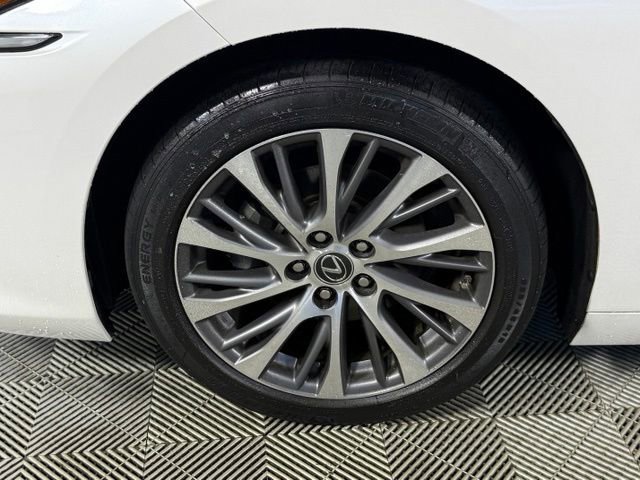 Used 2021 Lexus ES 350 w/ Premium Package FWD image 10