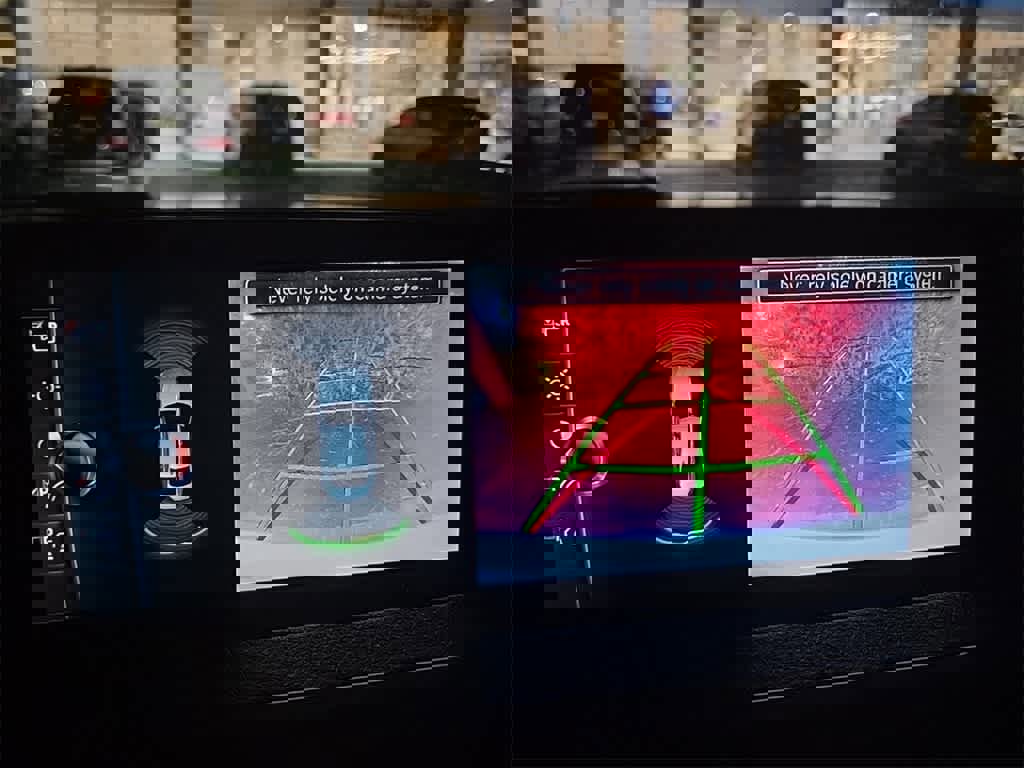 Used 2017 BMW 330i xDrive Sedan image 14