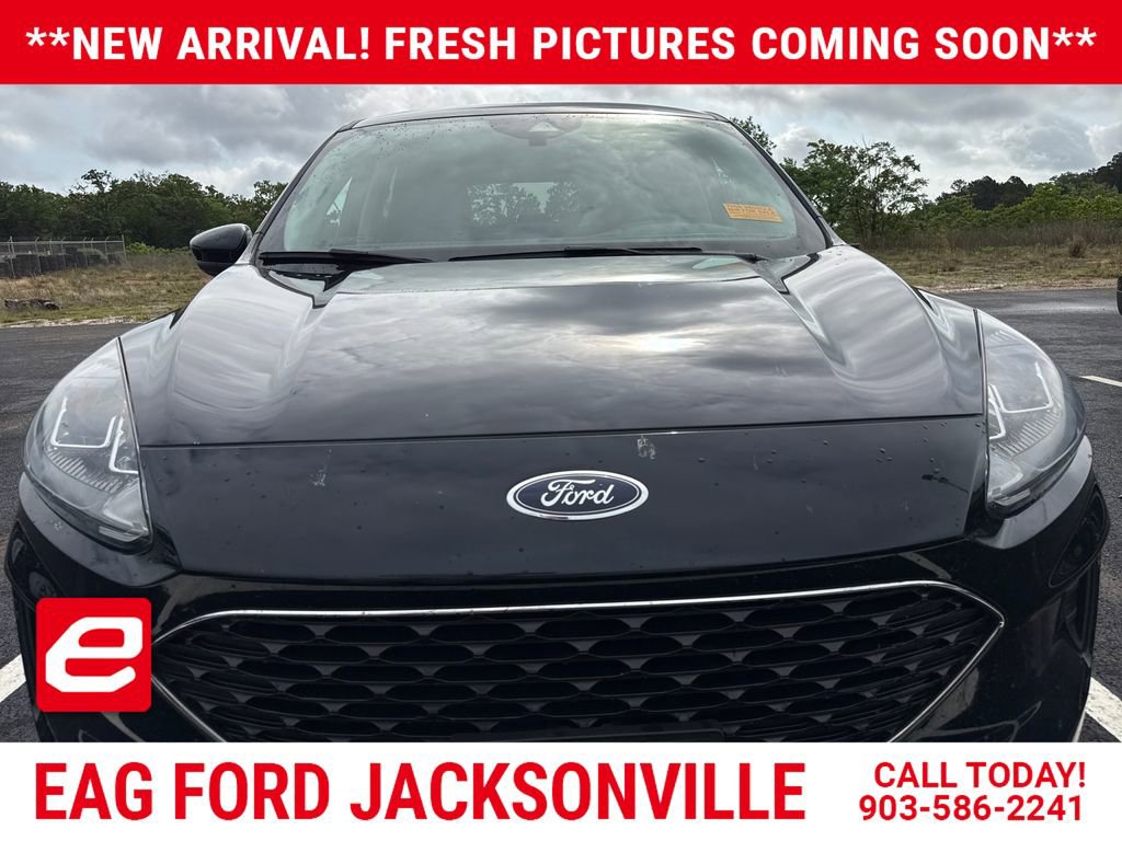 Used 2021 Ford Escape SE image 1