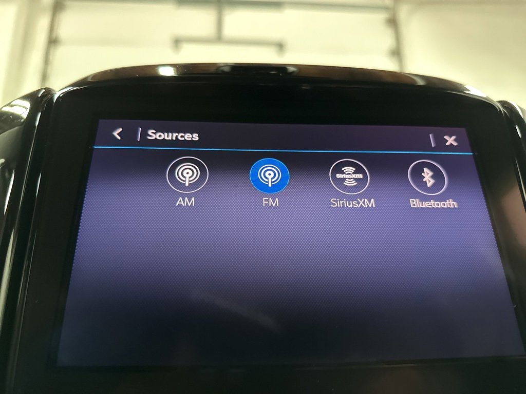 Used 2021 Chevrolet Traverse Premier w/ Redline Edition image 32