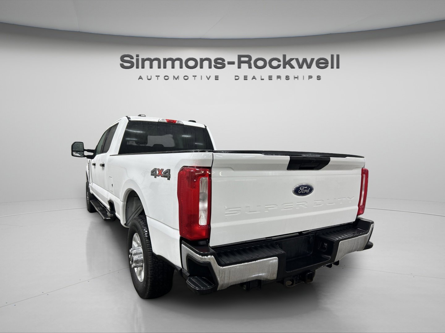 Used 2024 Ford F250 XLT AWD/4WD image 6
