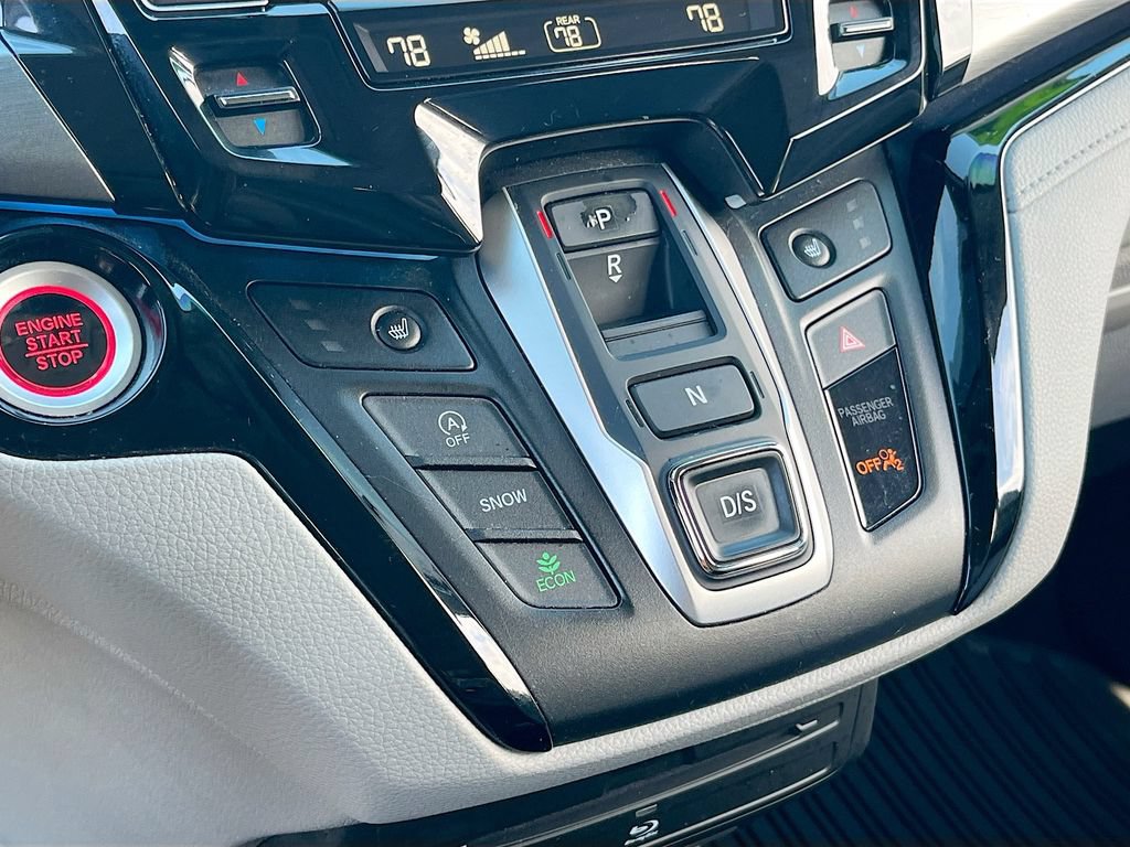 Used 2024 Honda Odyssey Touring image 17