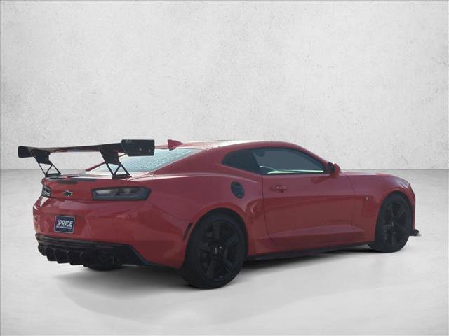 Used 2017 Chevrolet Camaro SS image 5