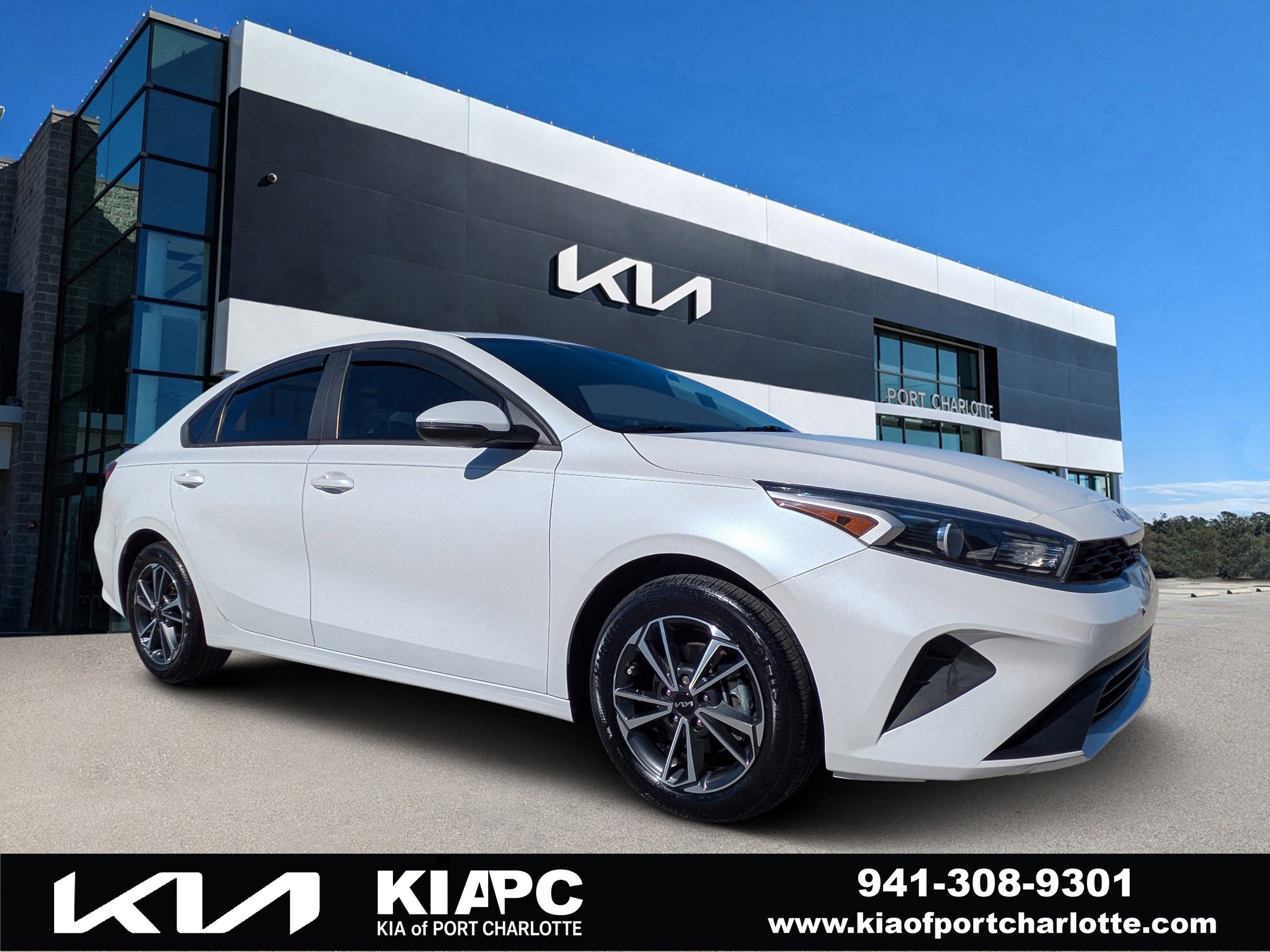 Certified 2022 Kia Forte LXS w/ LXS Technology Package video 1