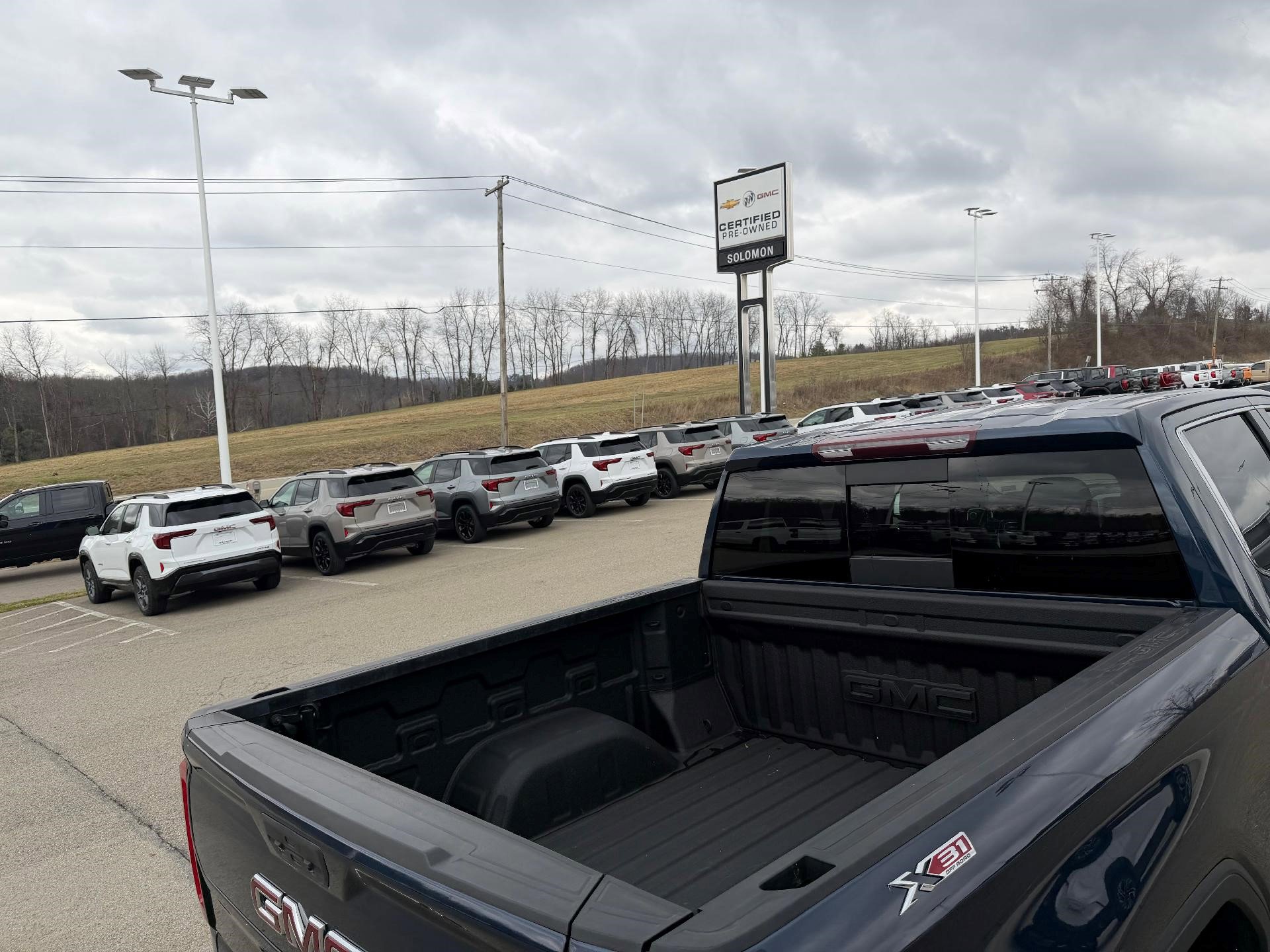 Certified 2022 GMC Sierra 1500 SLT w/ SLT Premium Plus Package image 10