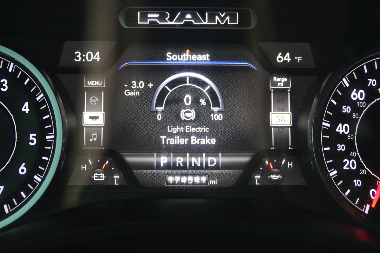 Used 2019 RAM 2500 Laramie w/ Night Edition image 24