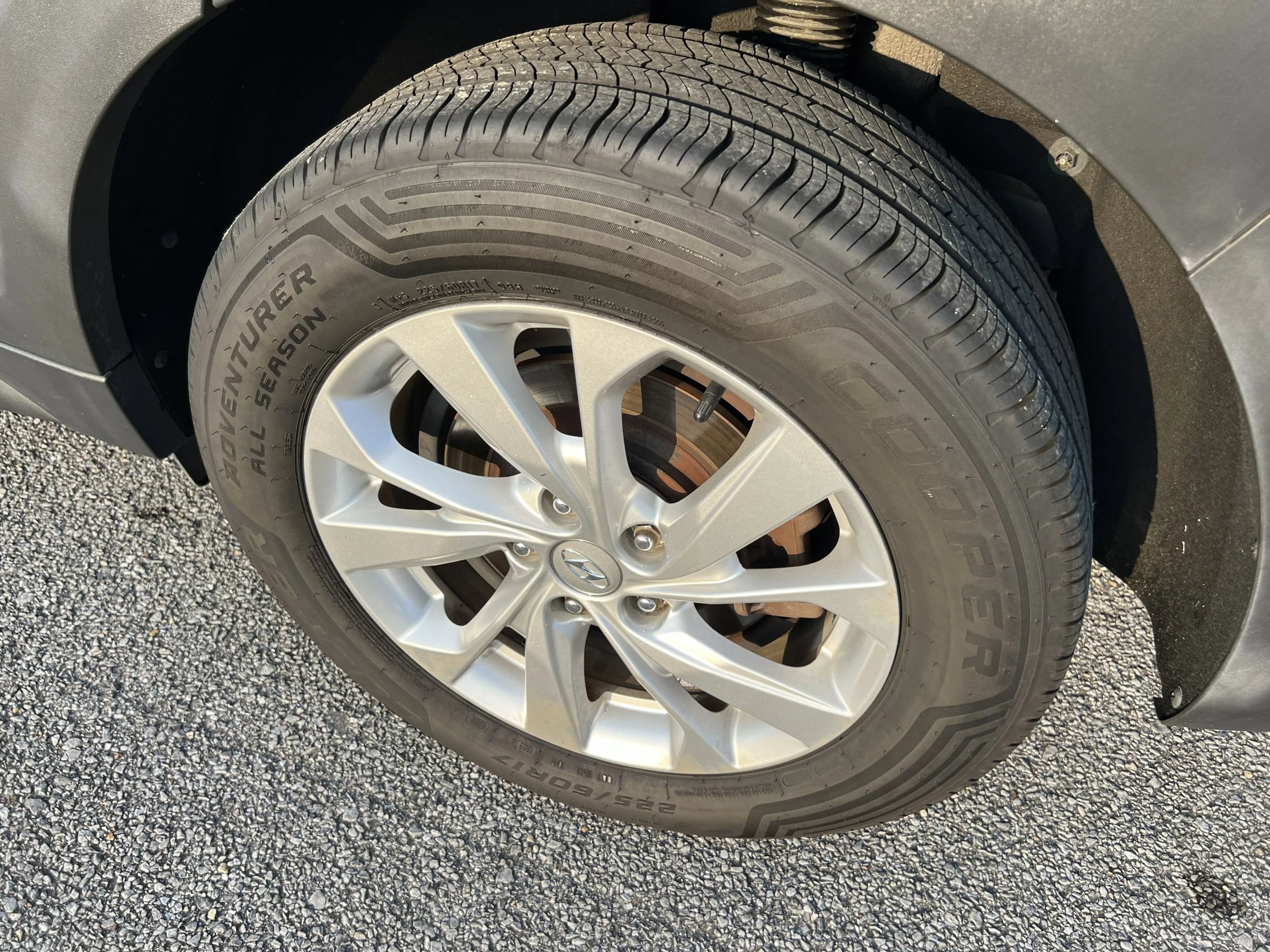 Used 2021 Hyundai Tucson Value FWD image 12