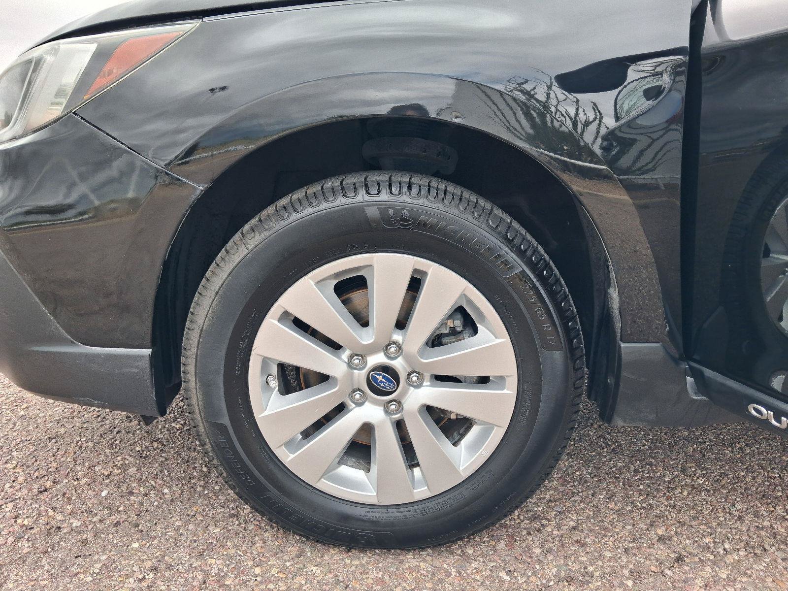 Used 2018 Subaru Outback 2.5i AWD/4WD image 35