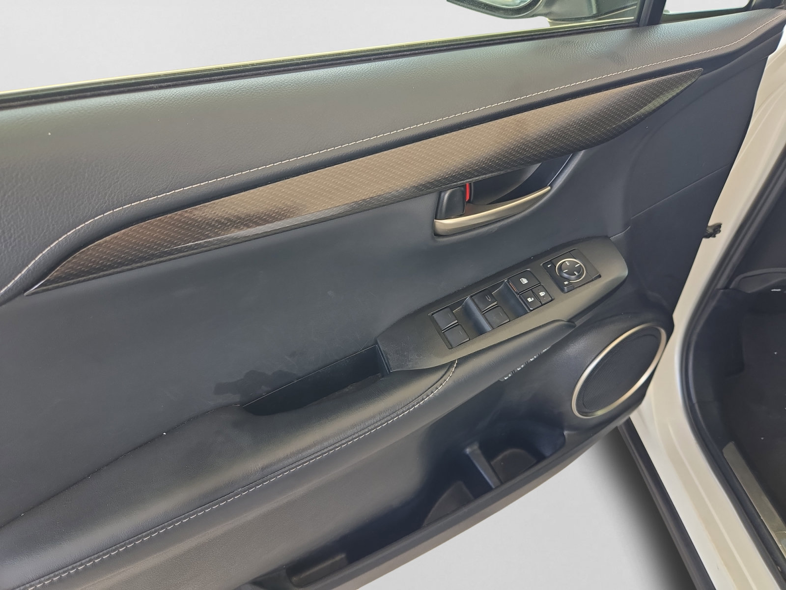 Used 2017 Lexus NX 200t FWD w/ Premium Package image 11