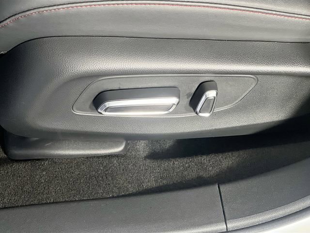 Used 2025 Acura ADX A-Spec image 13