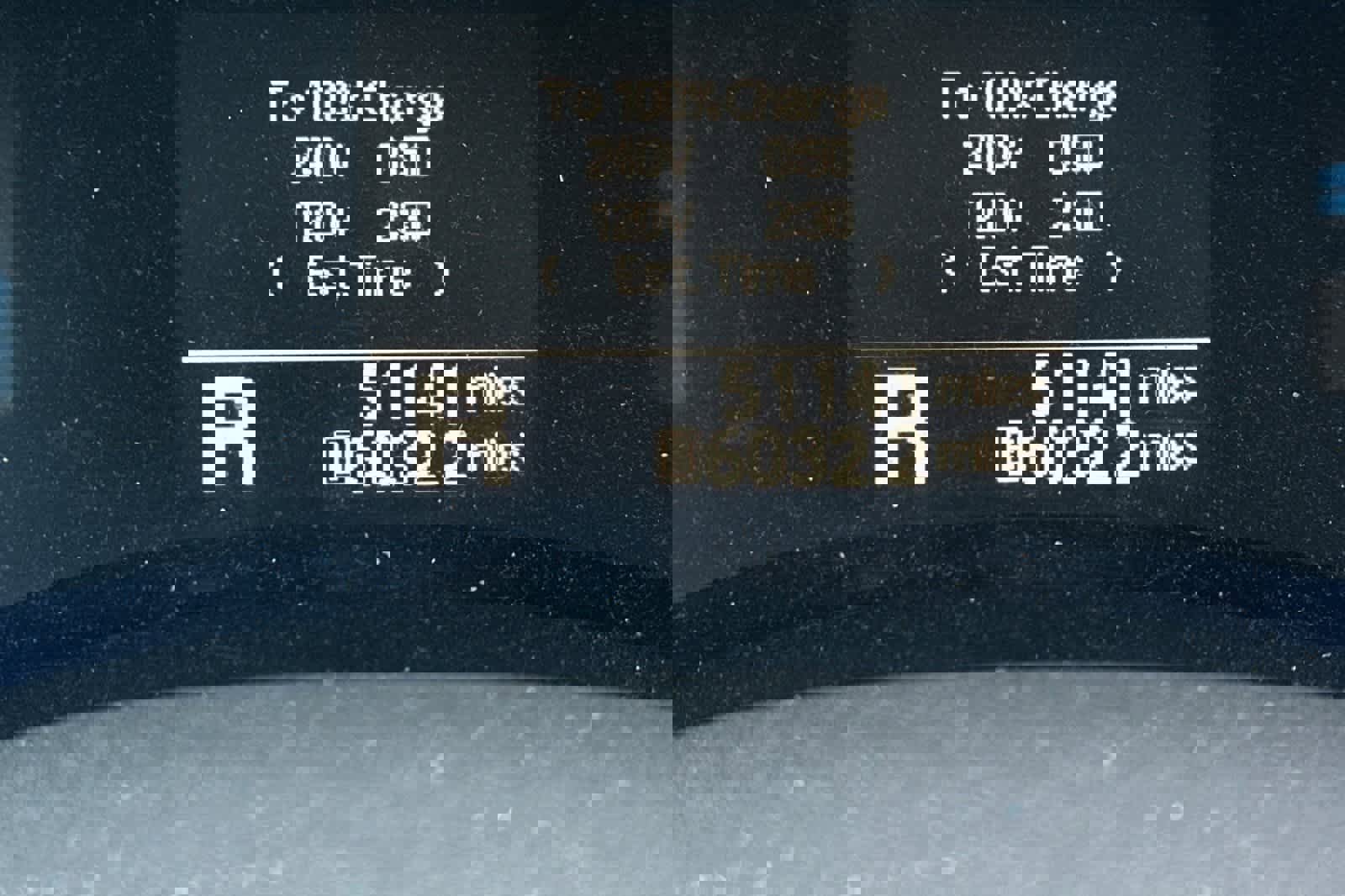 Used 2011 Nissan Leaf w/ Eco Design Pkg image 21