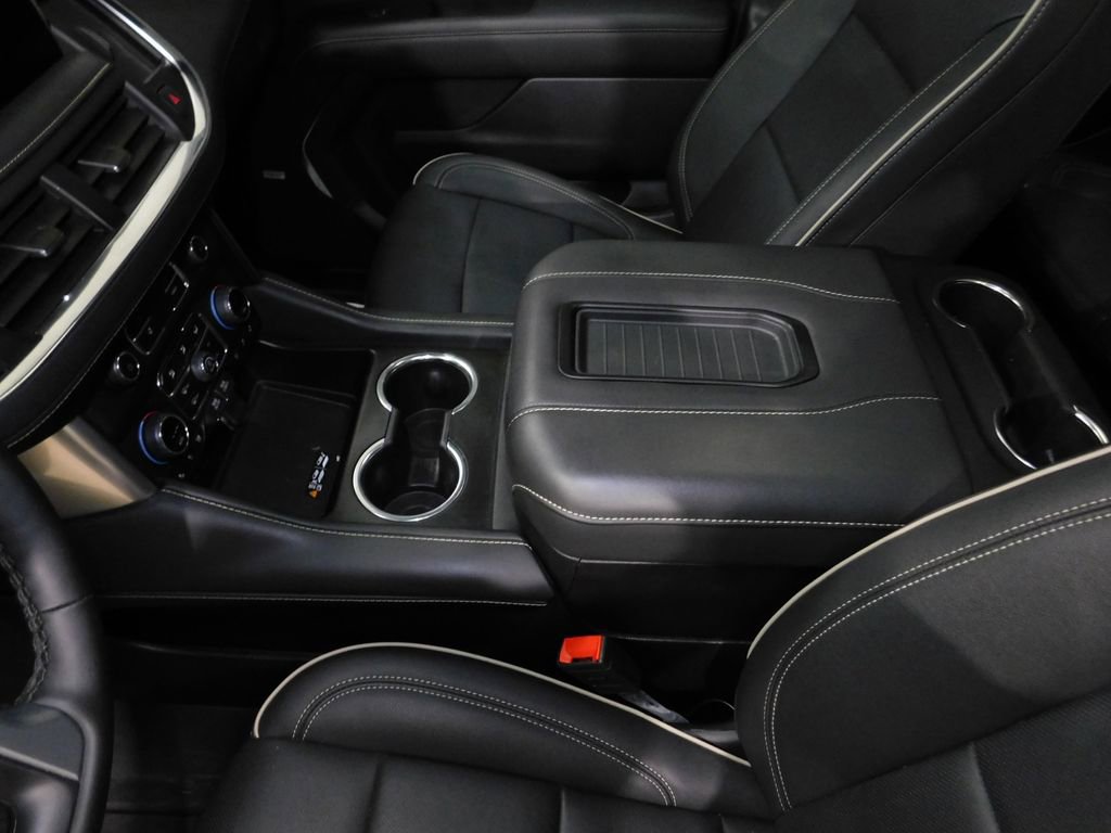 Used 2024 Chevrolet Tahoe Premier w/ Premium Package AWD/4WD image 33