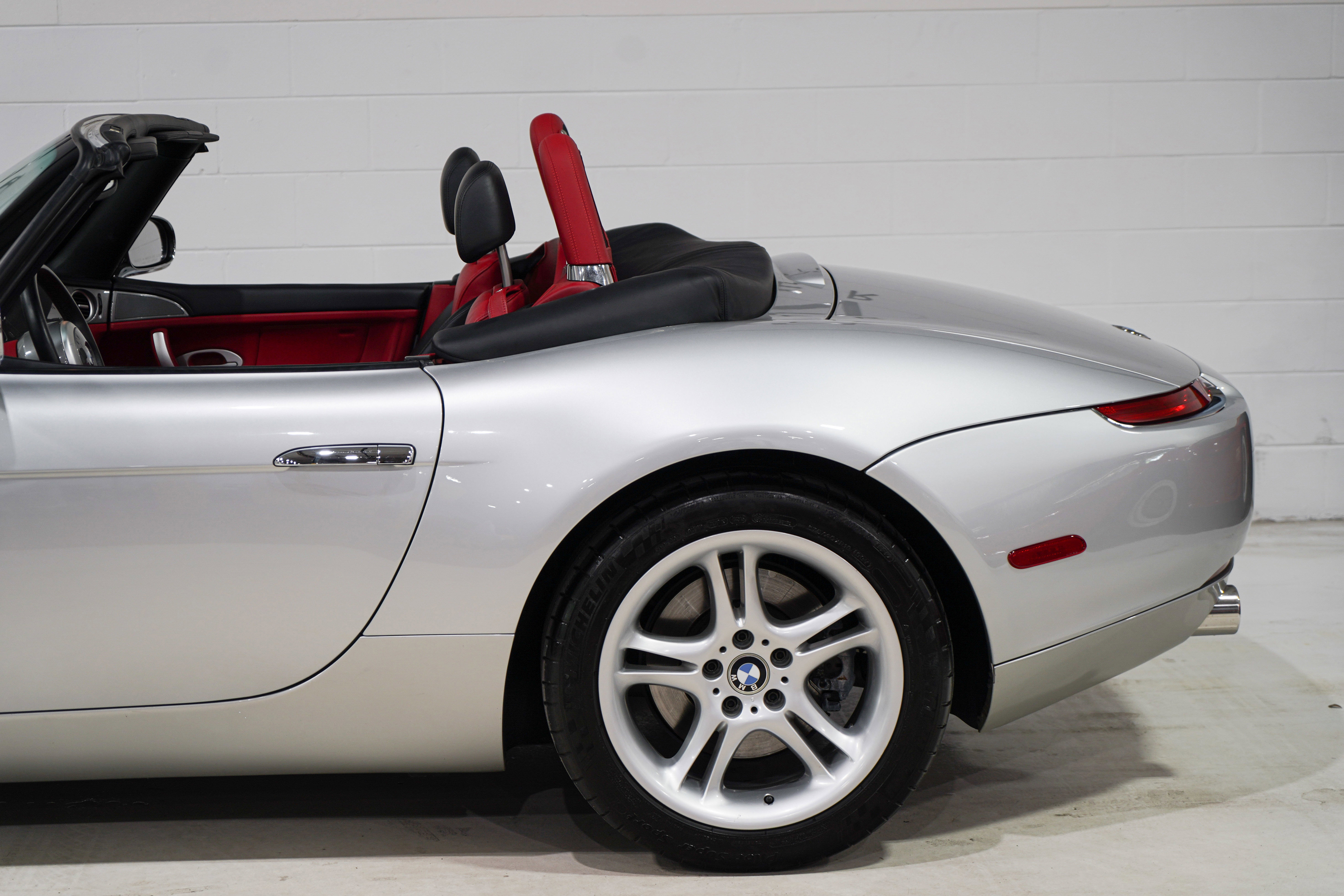 Used 2000 BMW Z8 RWD image 31