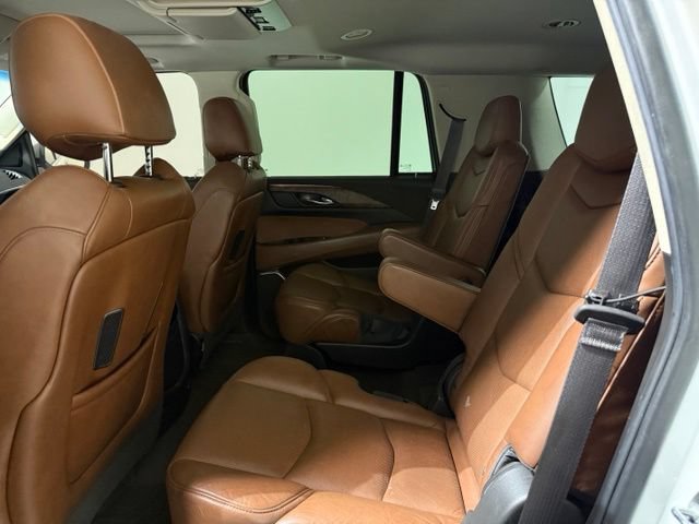 Used 2016 Cadillac Escalade Premium AWD/4WD image 27