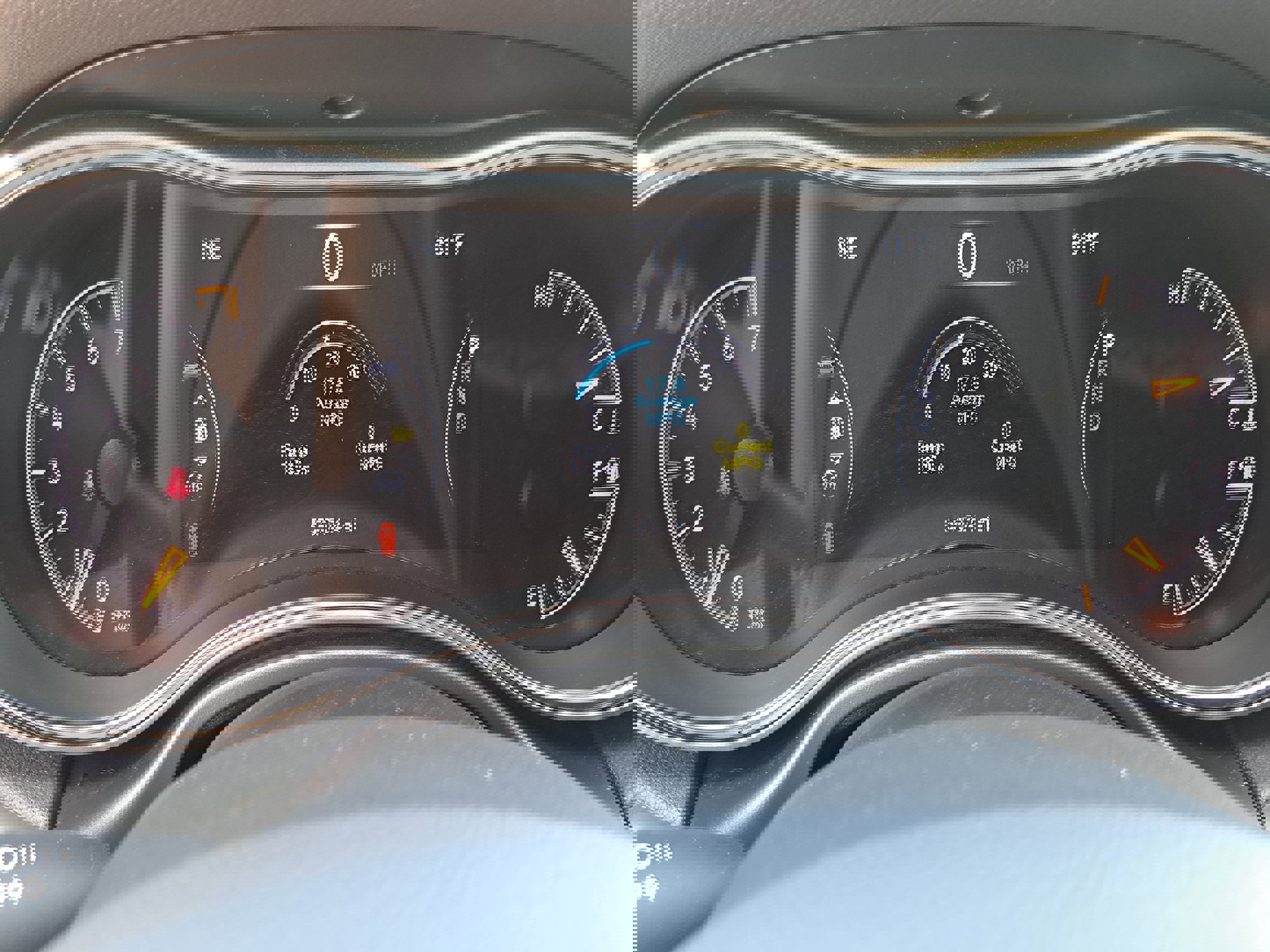 Used 2021 Jeep Grand Cherokee Laredo X AWD/4WD image 19