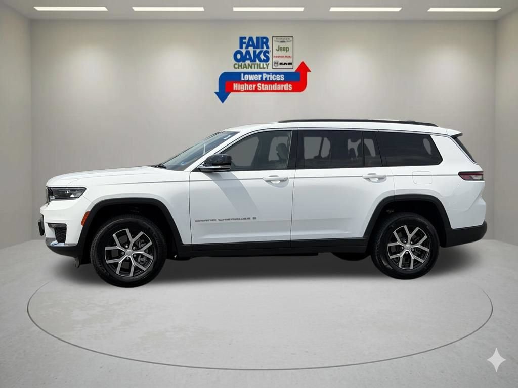 Certified 2025 Jeep Grand Cherokee L Limited AWD/4WD image 12