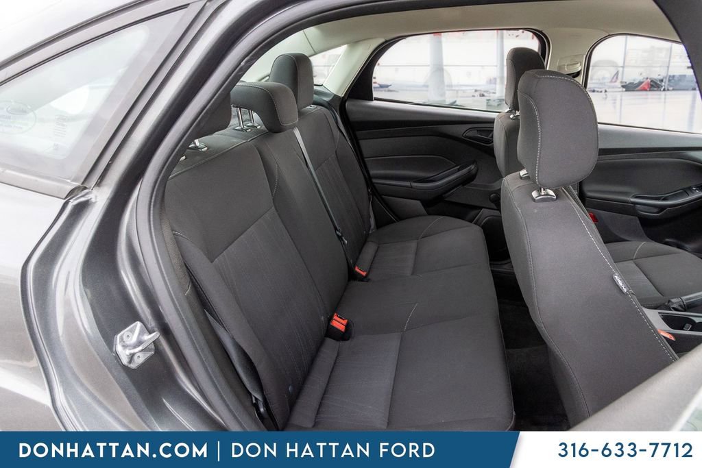 Used 2017 Ford Focus S image 21