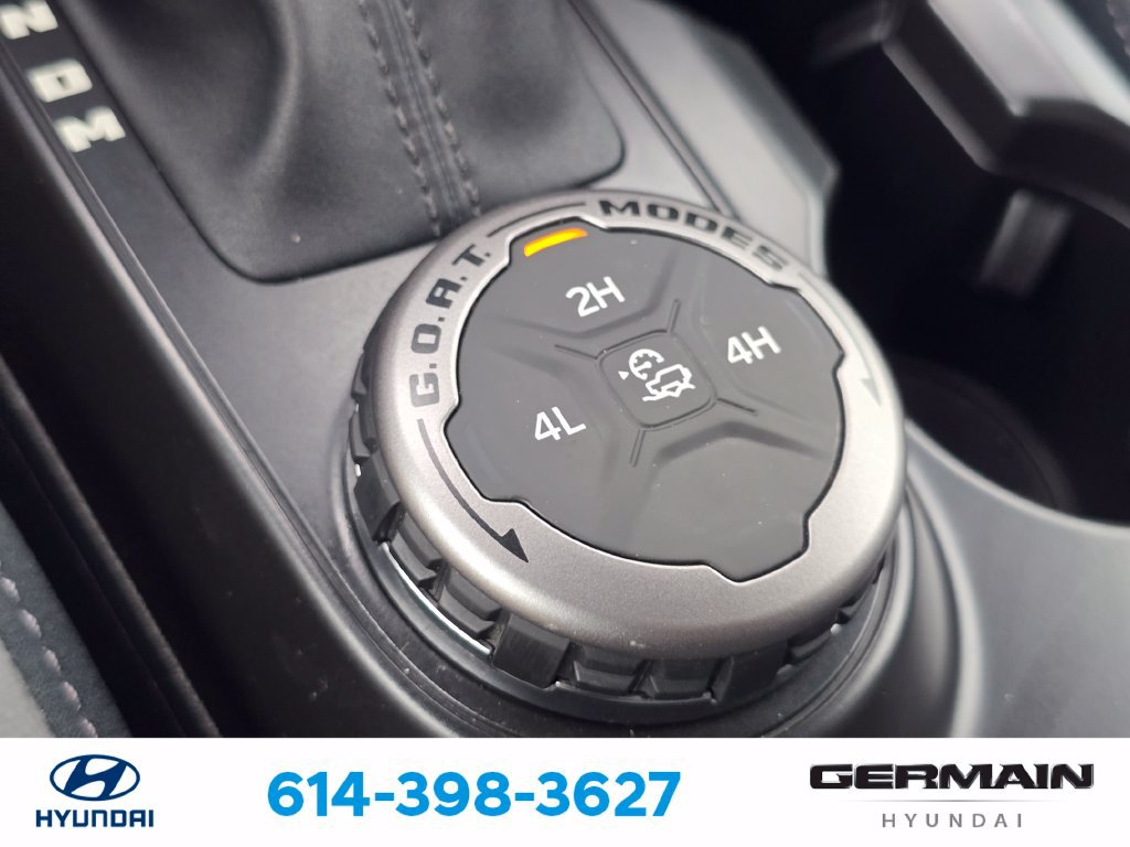 Used 2024 Ford Bronco Outer Banks AWD/4WD image 32
