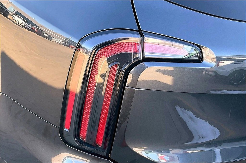 Used 2023 Kia Telluride SX X-Line image 30