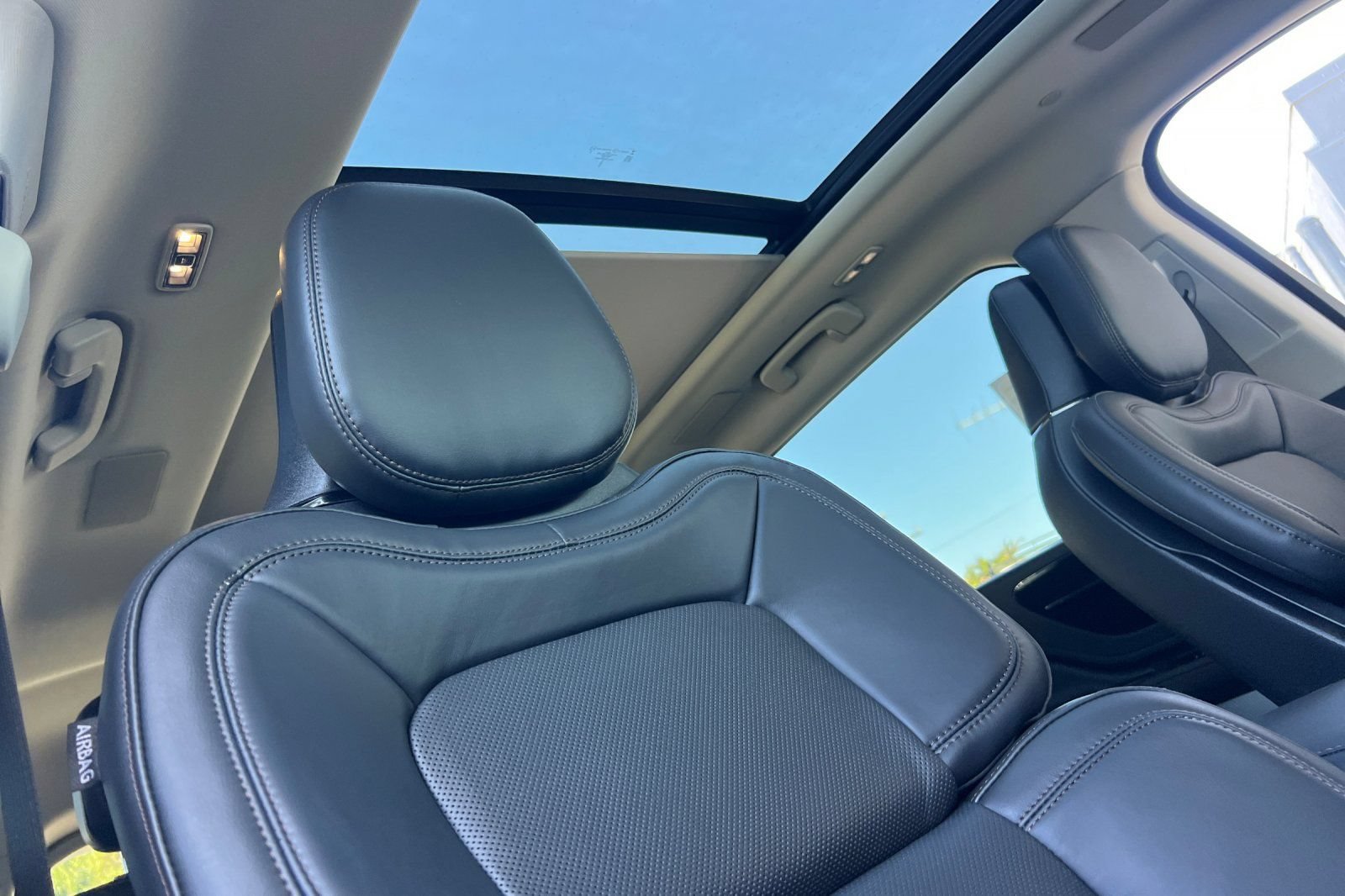 New 2026 Lincoln Aviator Reserve AWD/4WD image 15