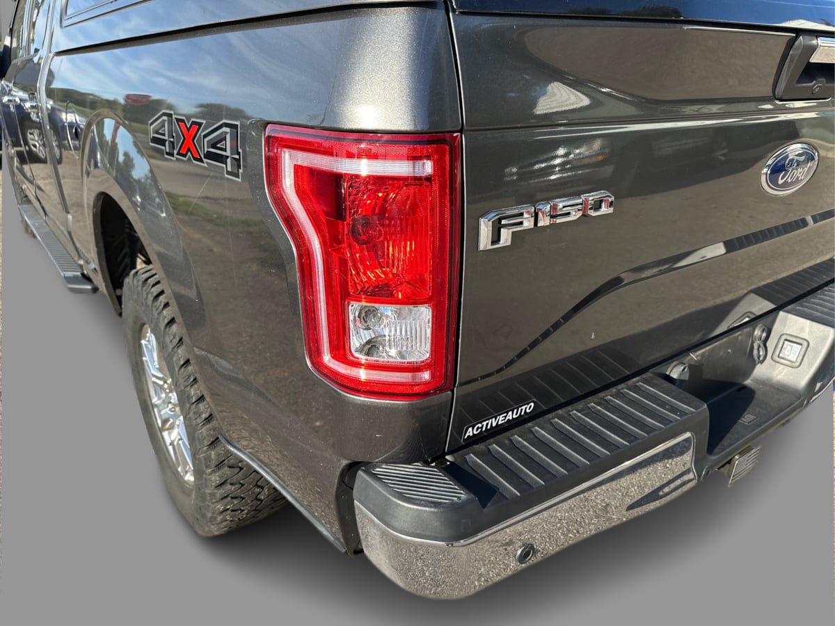 Used 2017 Ford F150 XLT w/ Equipment Group 302A Luxury AWD/4WD image 47
