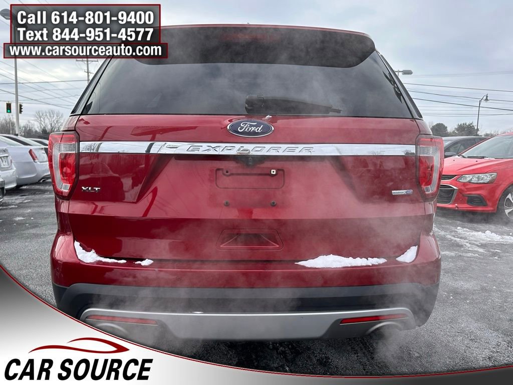 Used 2016 Ford Explorer XLT w/ Equipment Group 202A image 6