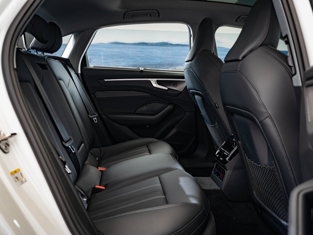 New 2026 Audi A6 Premium Plus image 42