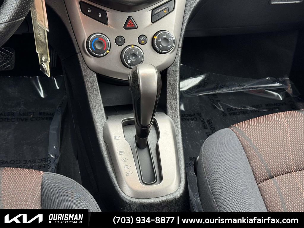 Used 2015 Chevrolet Sonic LT image 13