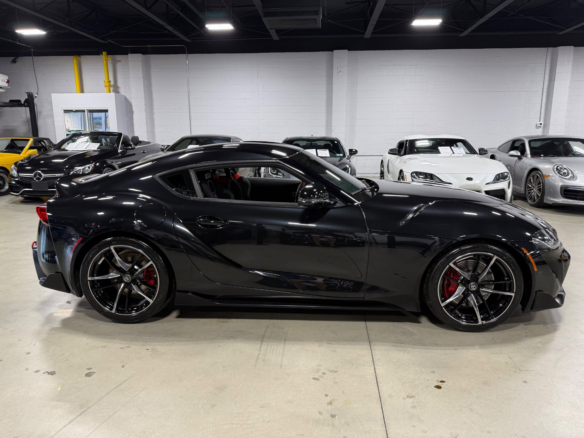 Used 2020 Toyota Supra Launch Edition w/ Driver Assist Package image 7