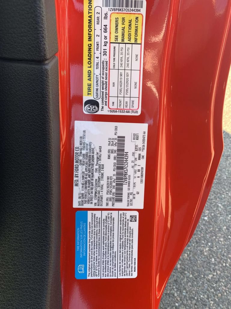 Used 2012 Ford Mustang Shelby GT500 w/ SVT Performance Pkg RWD image 57