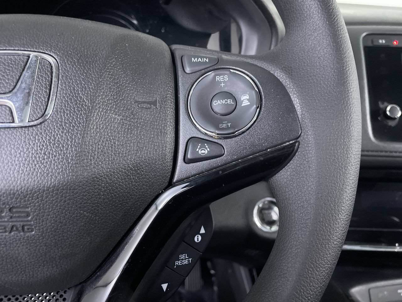 Used 2022 Honda HR-V EX image 27