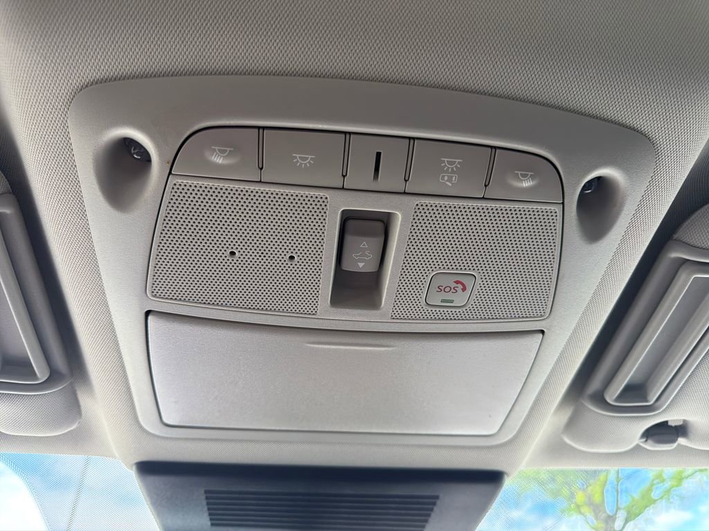 Used 2024 Nissan Armada Platinum w/ Captain's Chairs Package RWD image 39