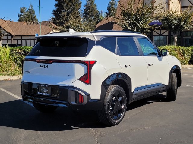 New 2027 Kia Seltos X-Line S AWD/4WD image 4