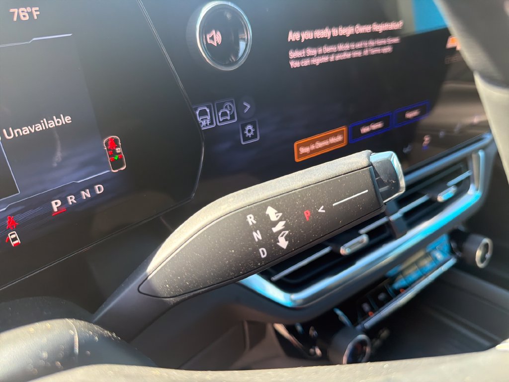 New 2026 Chevrolet Equinox EV LT AWD/4WD image 25