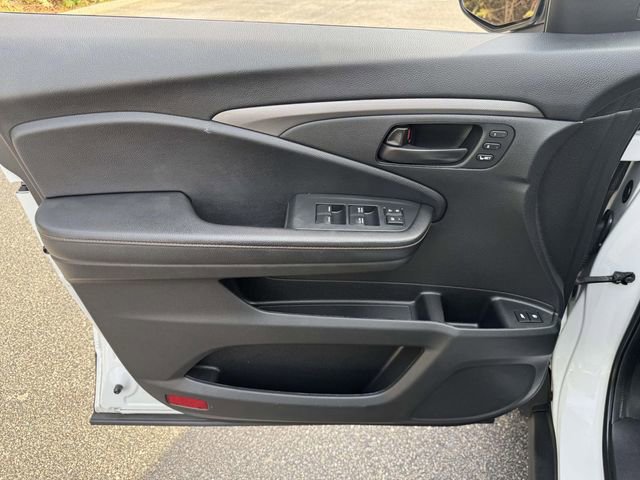 Certified 2022 Honda Passport TrailSport image 15