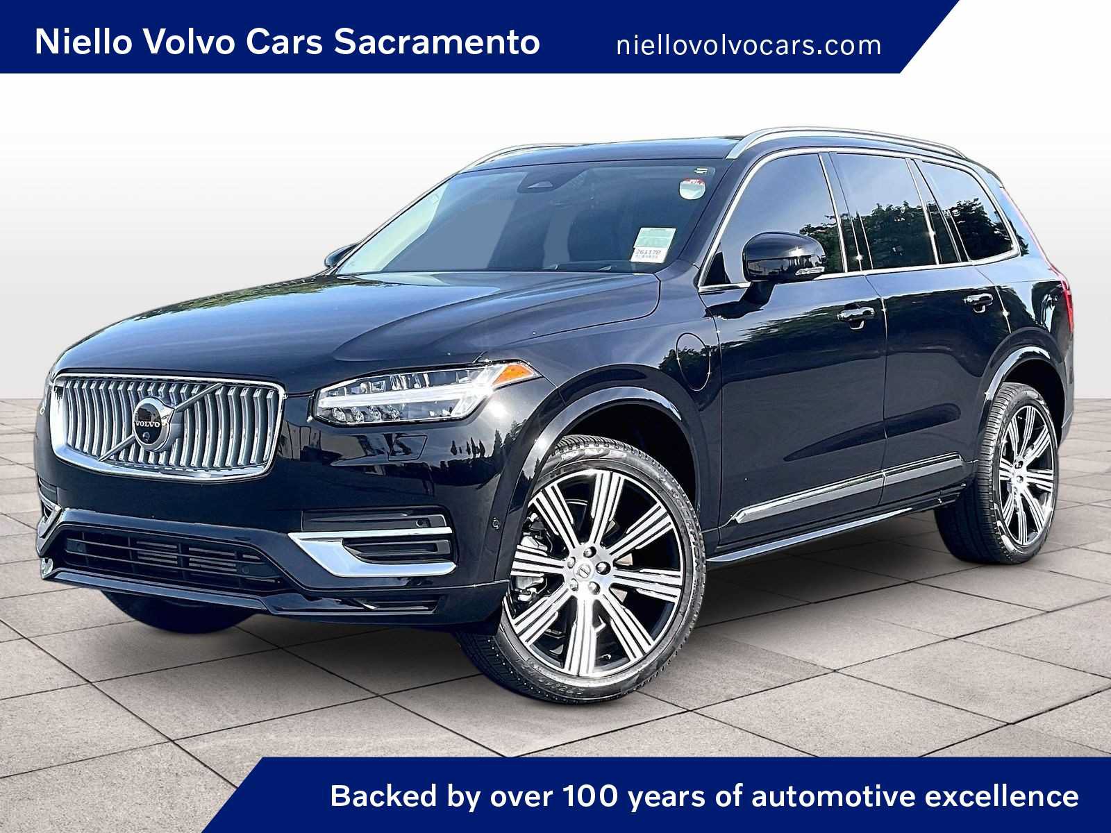 Used 2025 Volvo XC90 T8 Ultra w/ Protection Package Premier
