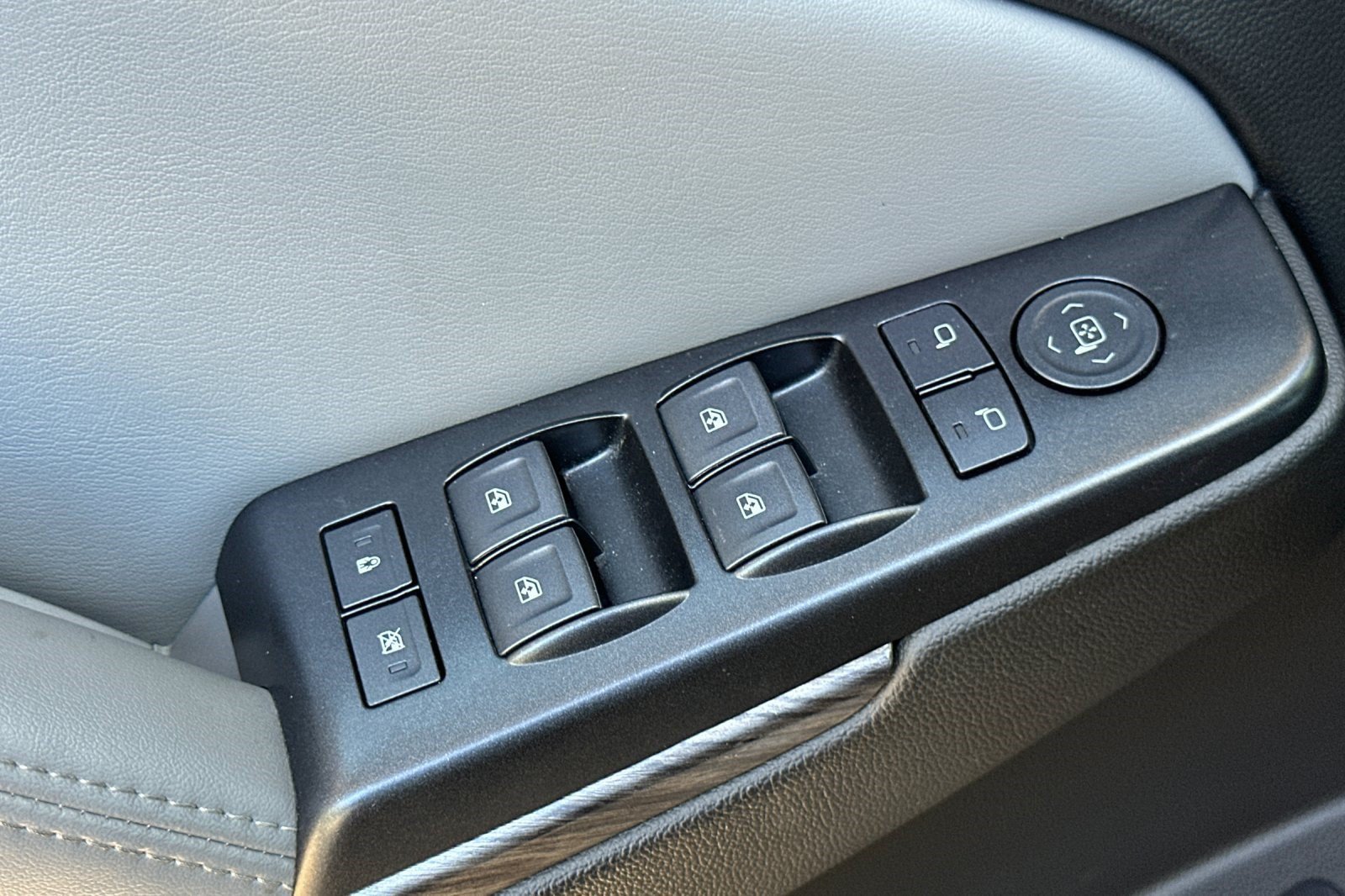 Used 2019 Chevrolet Tahoe LT RWD image 14