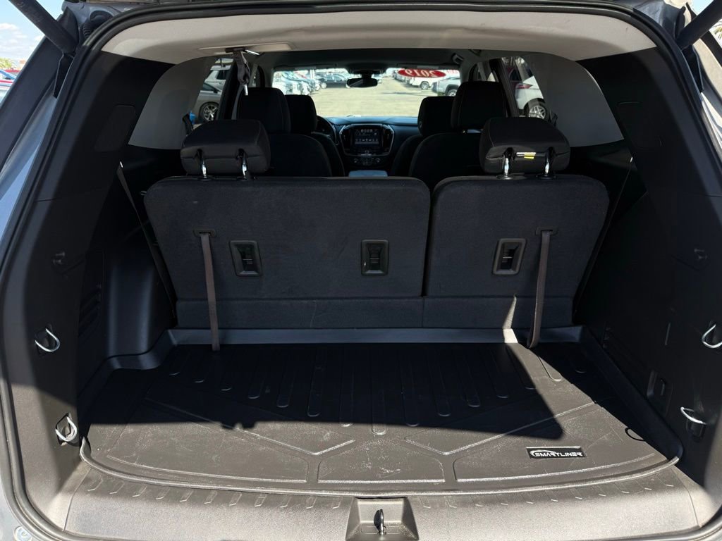 Used 2019 Chevrolet Traverse LT image 11