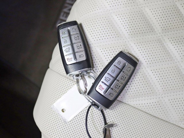 Used 2021 Genesis GV80 3.5T w/ Prestige Package 07 image 40