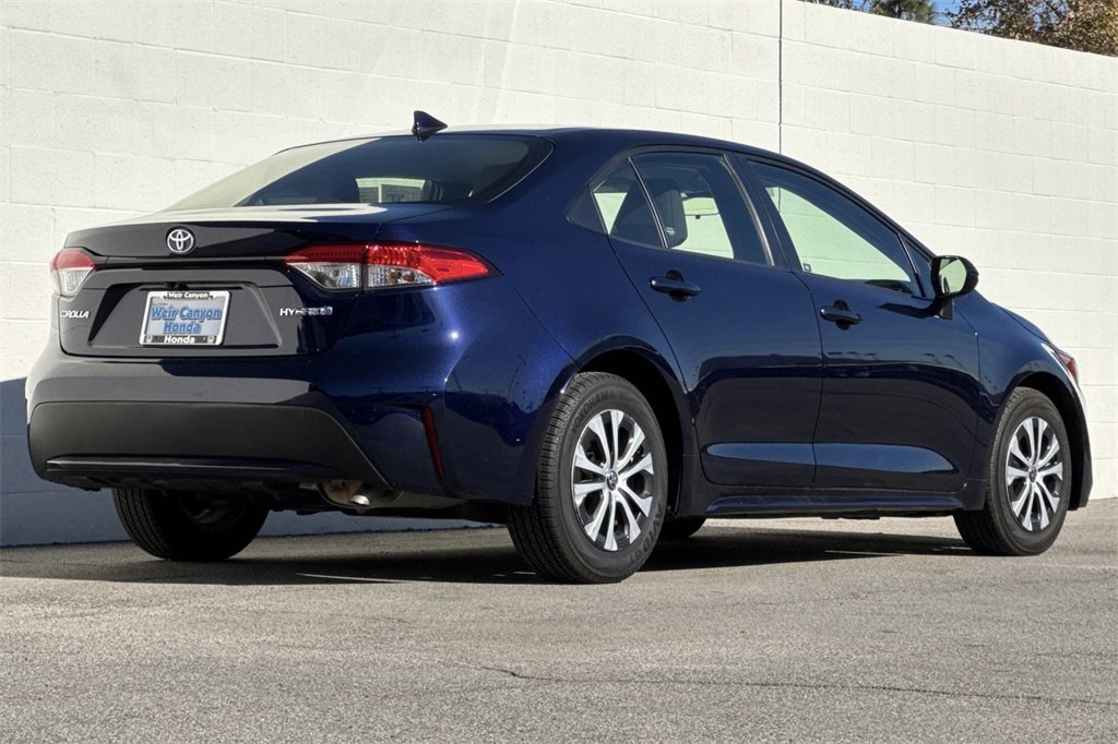 Used 2022 Toyota Corolla LE image 7
