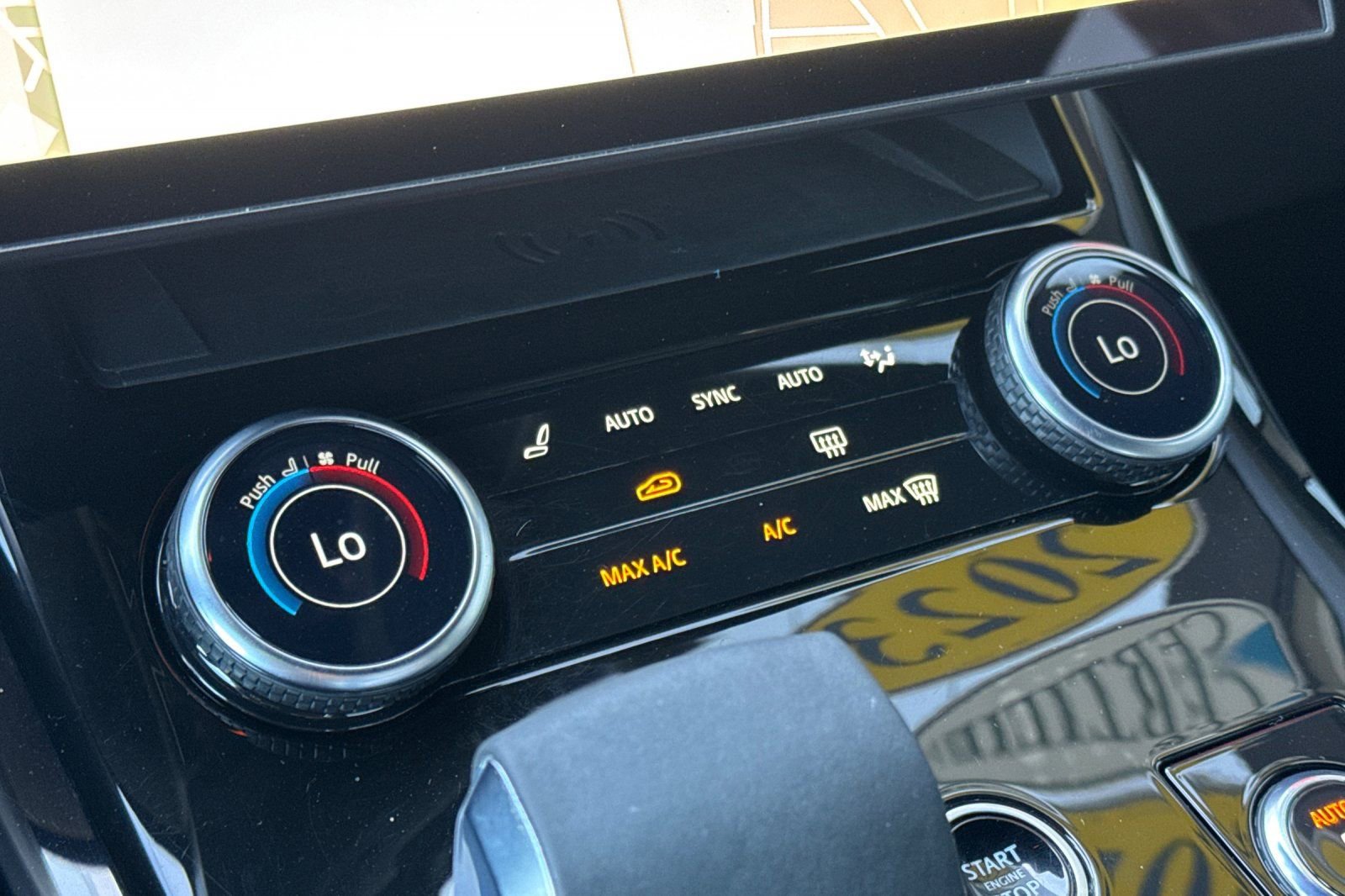 Certified 2023 Land Rover Range Rover Sport SE image 24