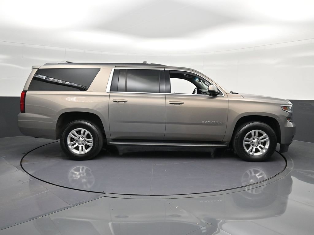 Used 2017 Chevrolet Suburban LT w/ Max Trailering Package RWD image 4