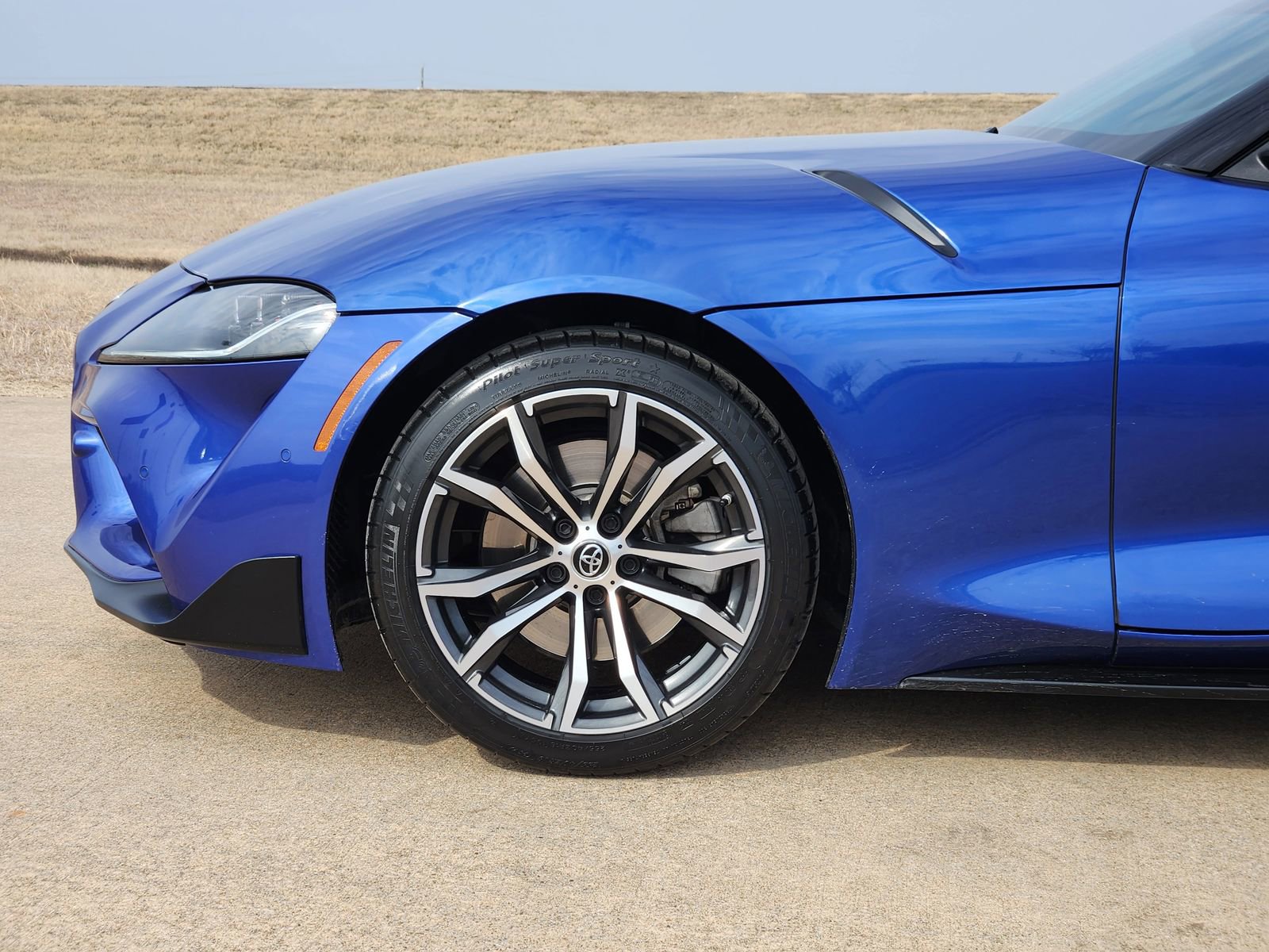 Used 2023 Toyota Supra image 13